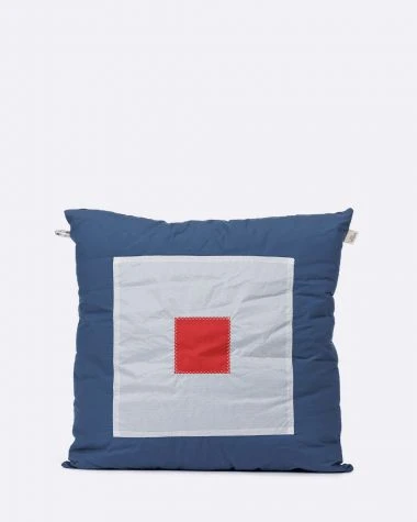 Cushion 20x20 In Flag Recycled Sail