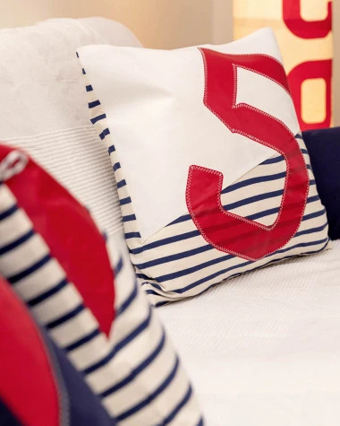 Cushion 40x40 Breton Stripes Recycled Sail - Image 6