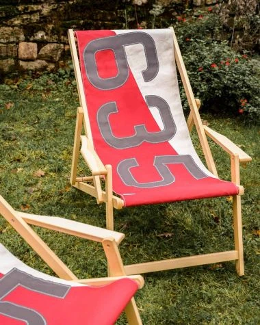 Beechwood Deckchair Red Recycled Sail - Image 4