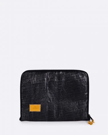 MacBook Laptop Case - 13"- 13,3'' Black Recycled Sail
