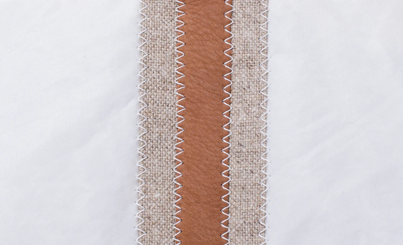 Makeup Bag Linen And Leather Recycled Sail - Image 3