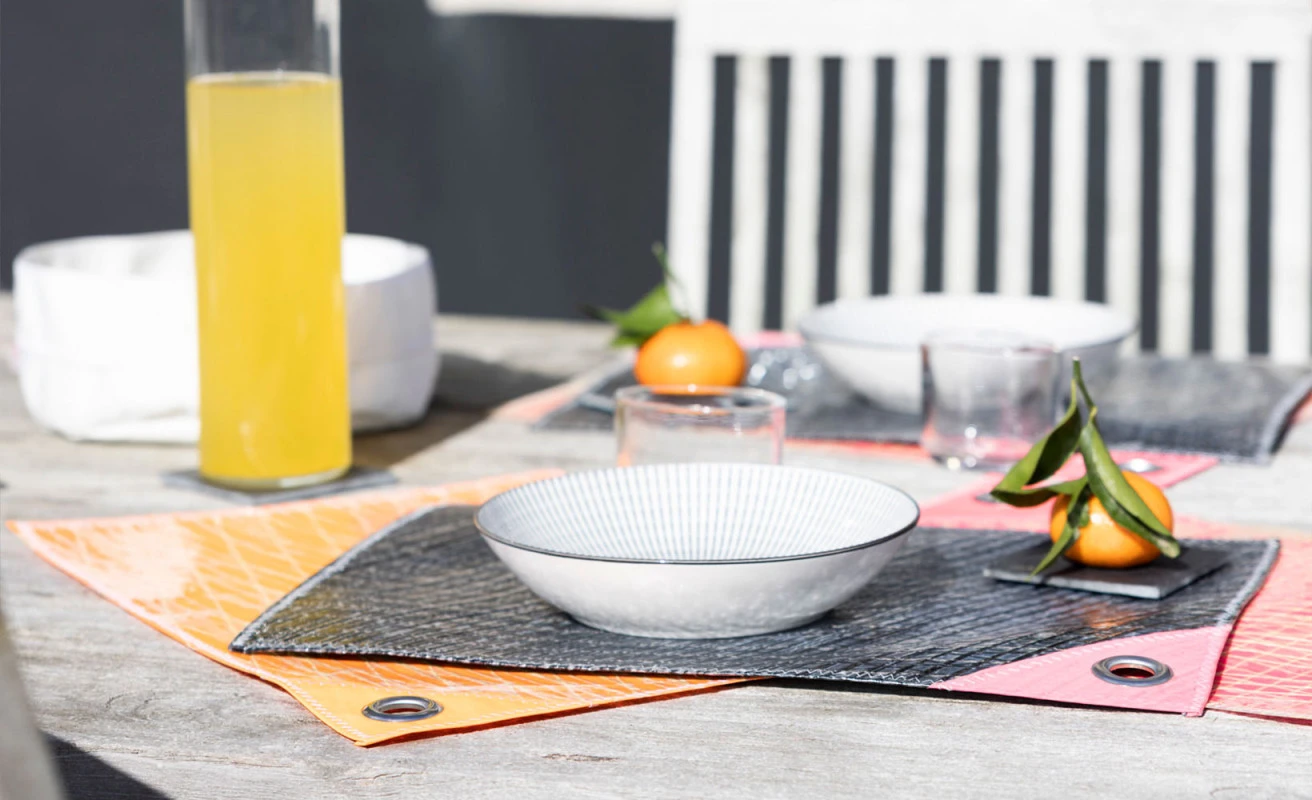 Placemat Grey And Pink Recycled Sail - Image 3