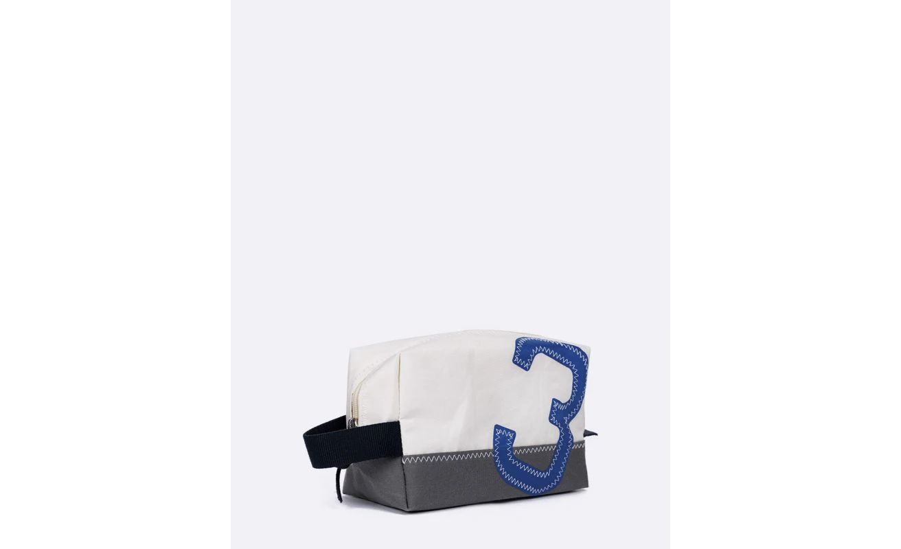 Toiletry Bag Windy Basalt Recycled Sail - Image 3