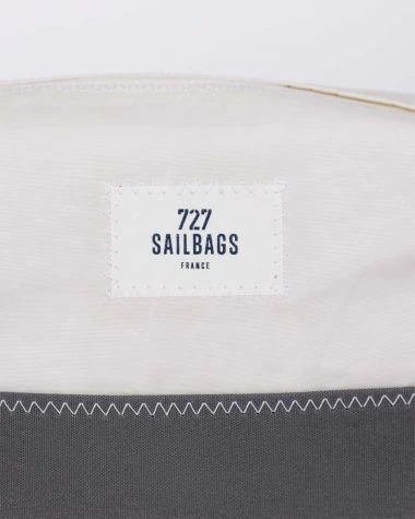 Toiletry Bag Windy Basalt Recycled Sail - Image 4