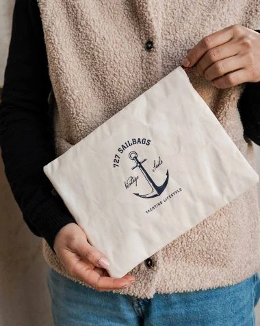 Zipped Pouch Classic Yachting Recycled Sail - Image 5