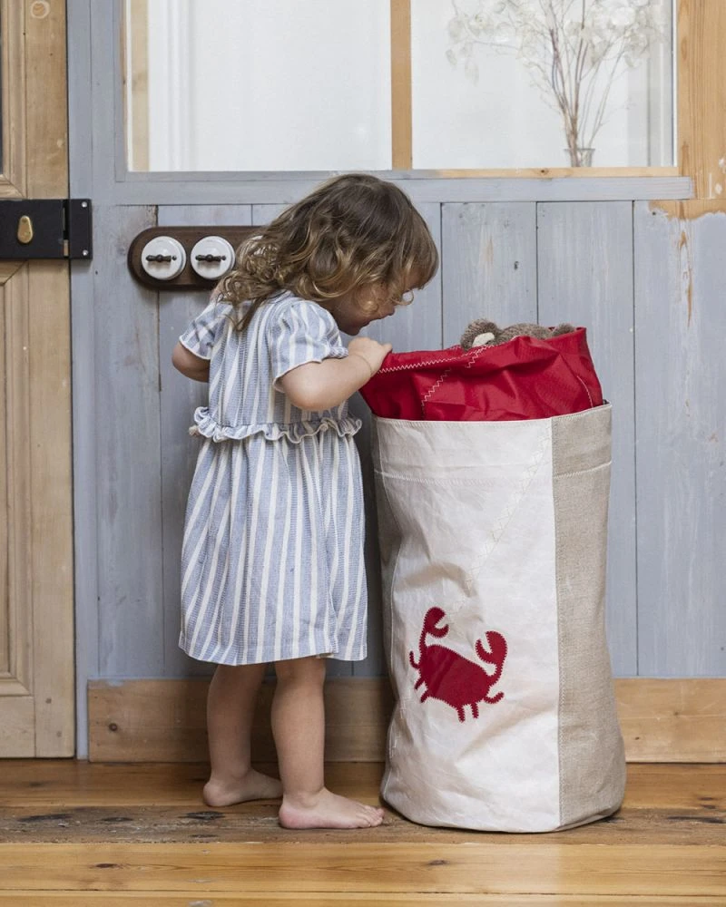 Laundry Basket Crab Recycled Sail - Image 8