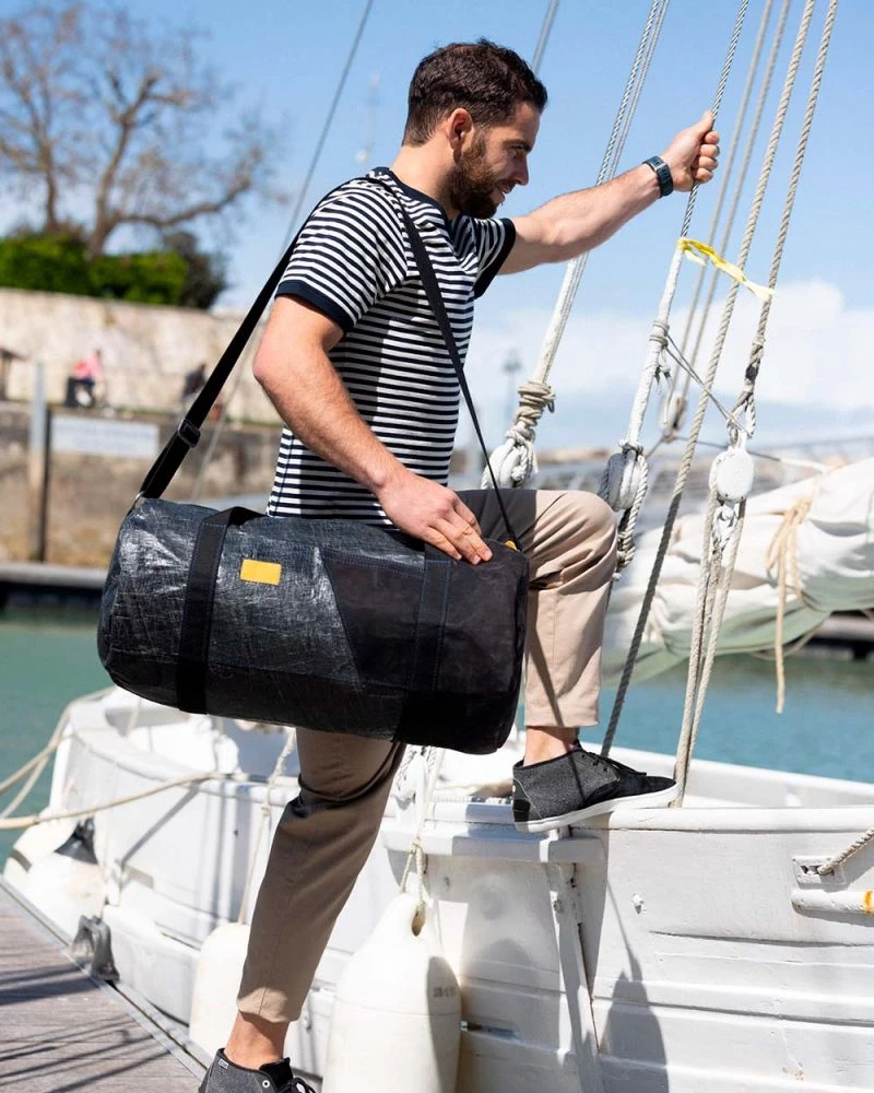 Onshore Duffel Bag Black Recycled Sail - Image 8