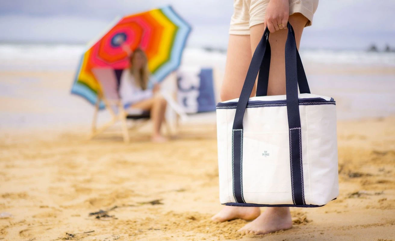 Soft Cooler White And Navy Recycled Sail - Image 3