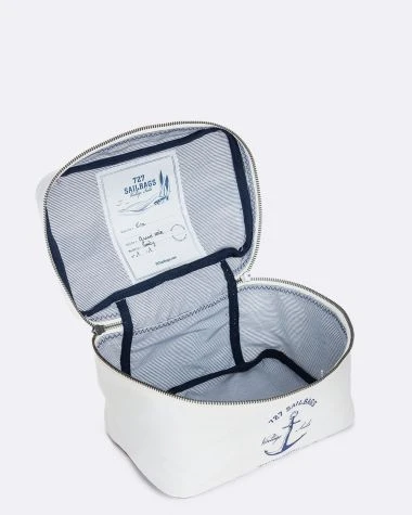 Vanity Case Classic Yachting Recycled Sail - Image 4